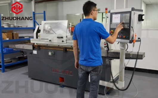 不同發(fā)展階段的東莞車(chē)銑復(fù)合加工廠精益生產(chǎn)跟精益管理的區(qū)別
